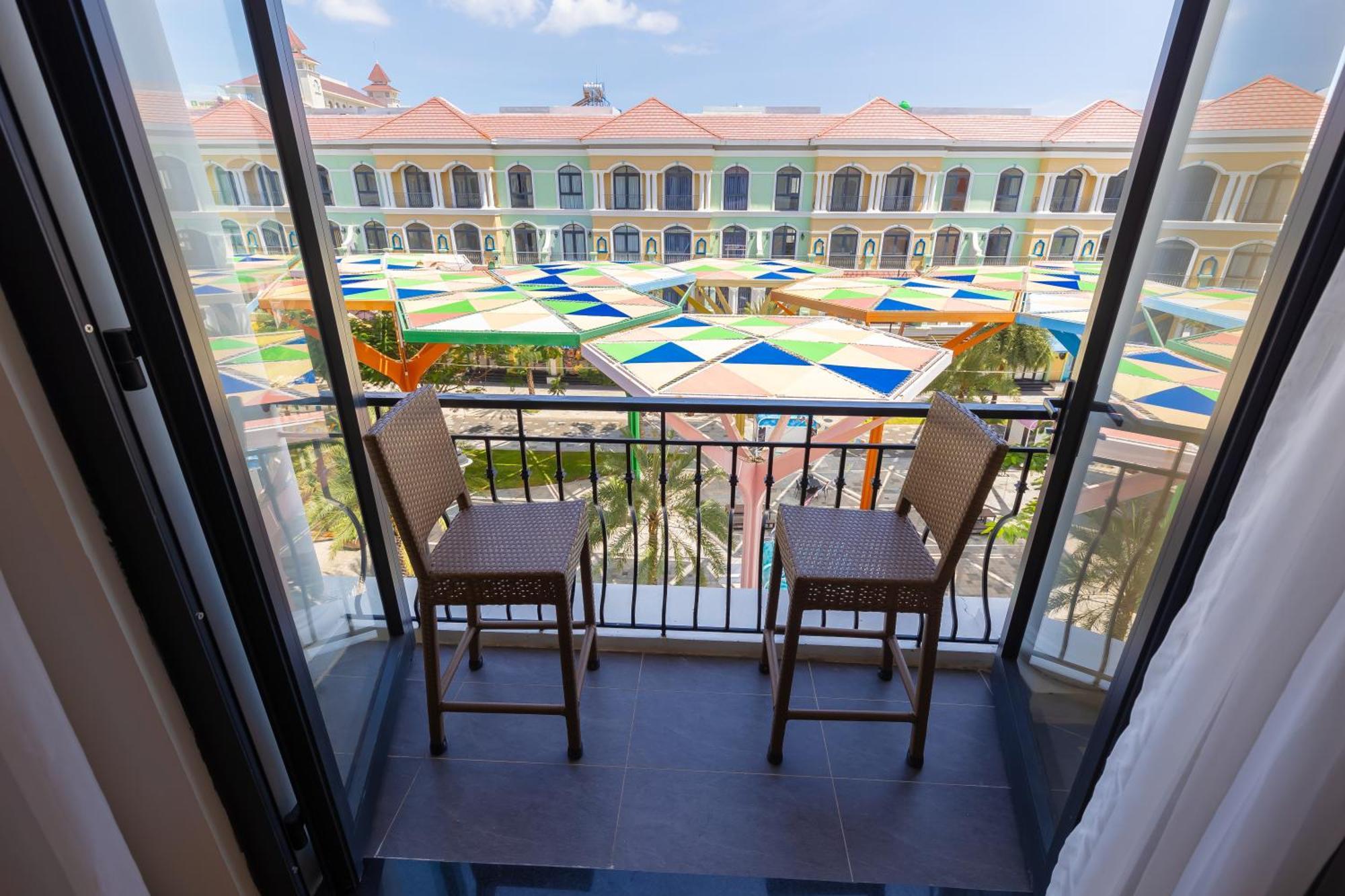 Solea Hotel Grandworld Phú Quốc Exterior photo
