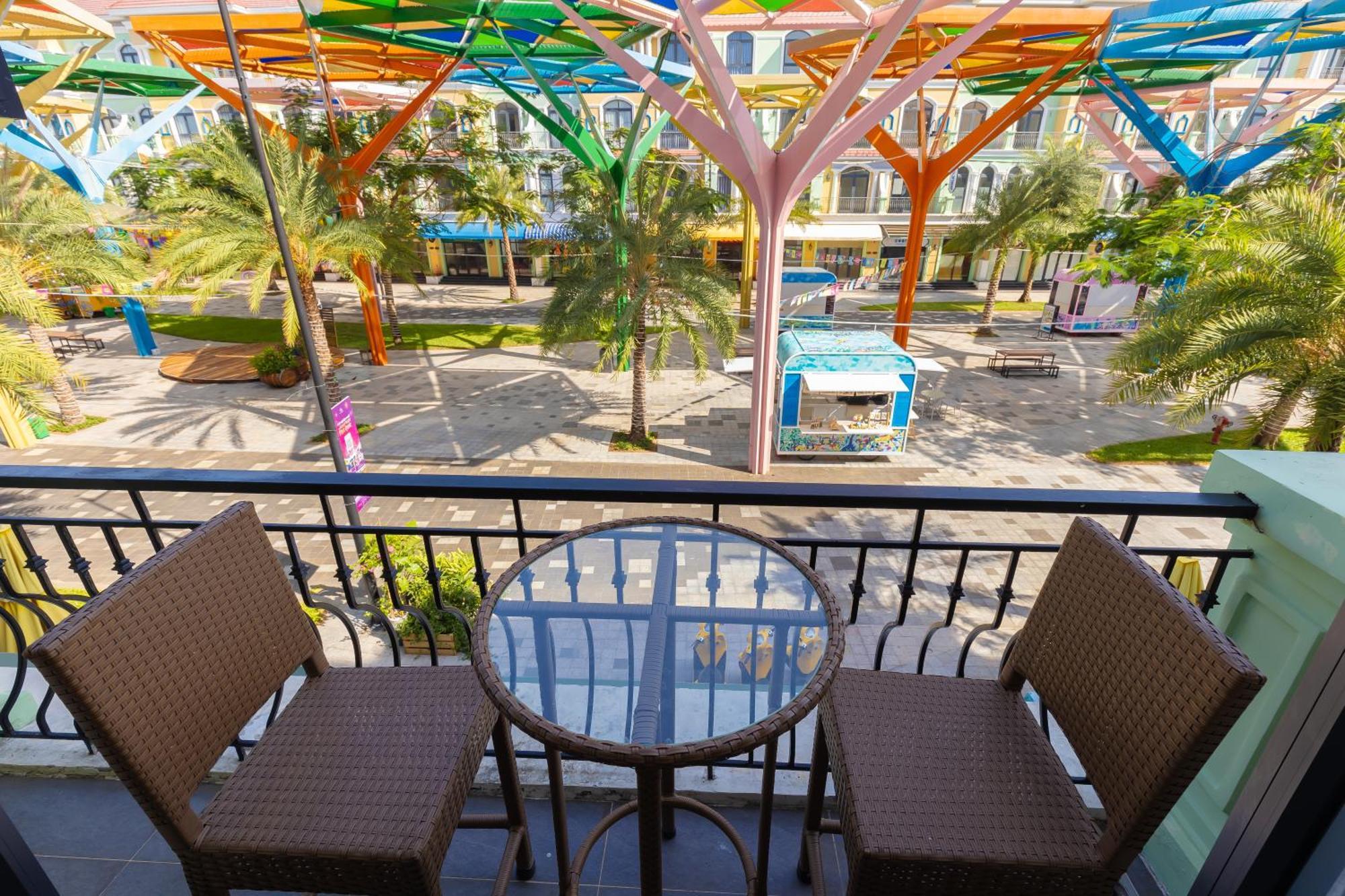 Solea Hotel Grandworld Phú Quốc Exterior photo